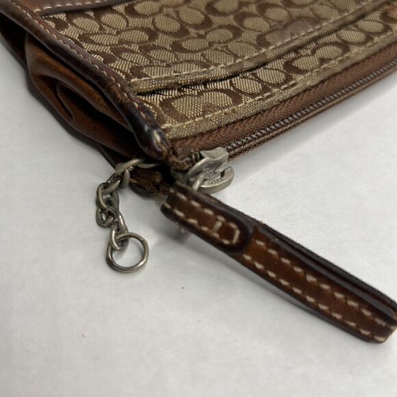 Coach brown mini logo key holder ID holder - Picture 4 of 8